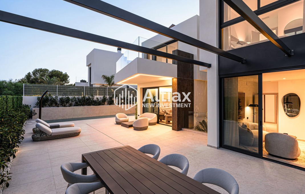 Nueva construcción  - villa -
La Nucía