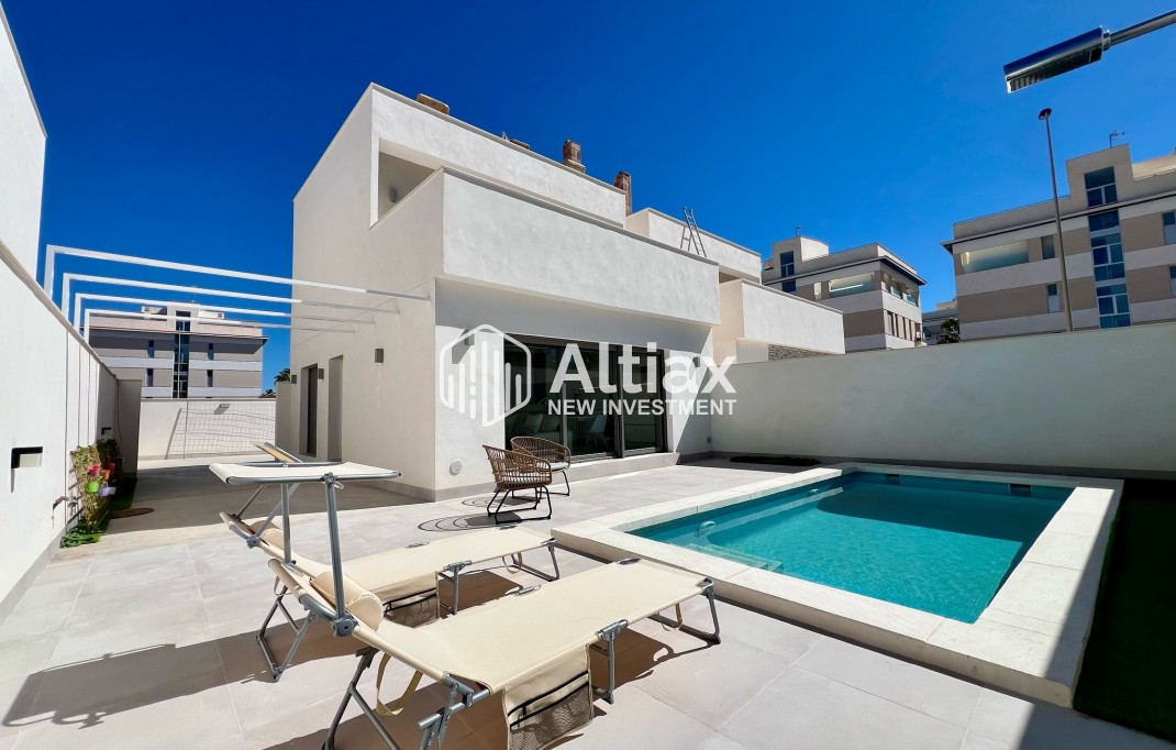 New Build - terraced -
Orihuela