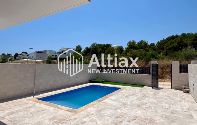 New Build - detached -
Polop