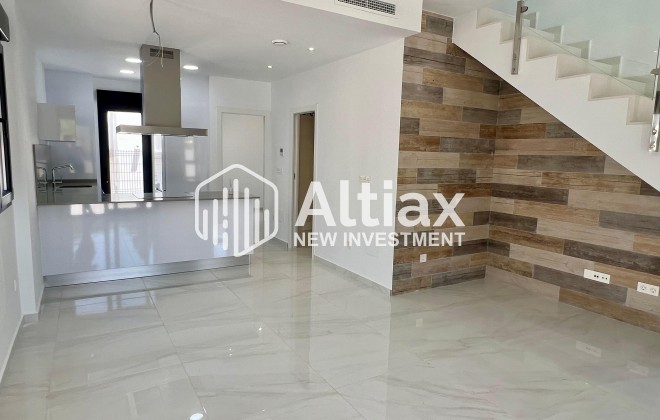 New Build - detached -
Polop