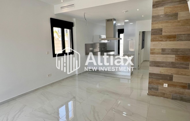 New Build - detached -
Polop