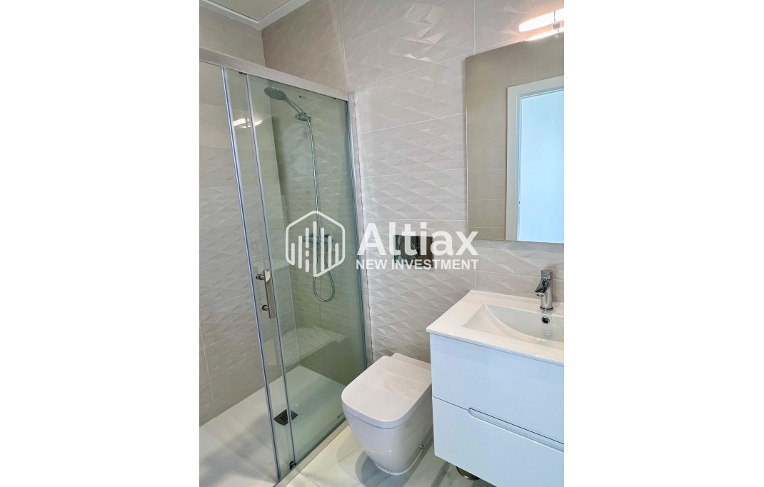 New Build - detached -
Polop