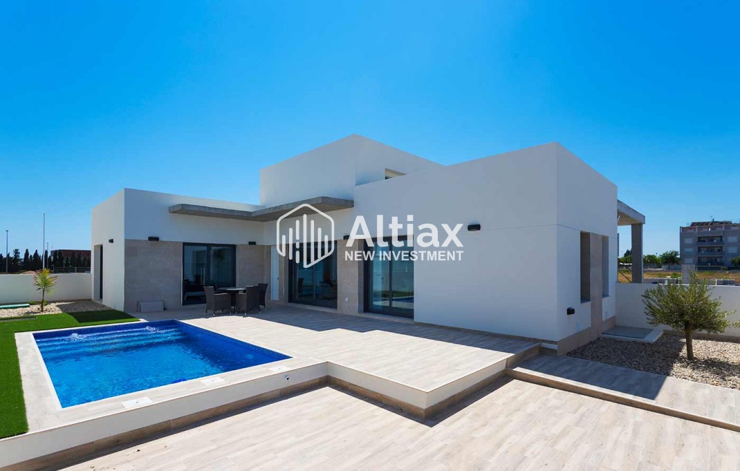 Nueva construcción  - detached -
Daya Nueva