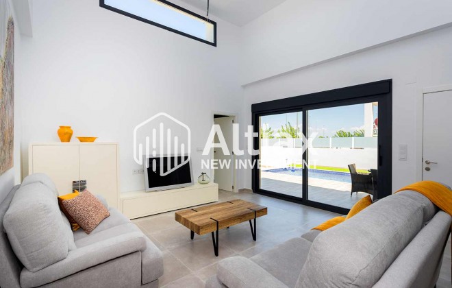 Nueva construcción  - detached -
Daya Nueva