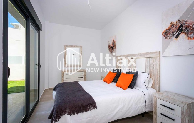 Nueva construcción  - detached -
Daya Nueva