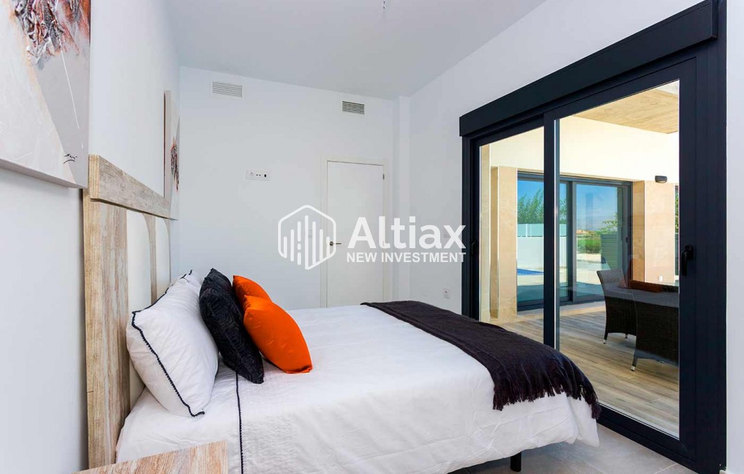 Nueva construcción  - detached -
Daya Nueva