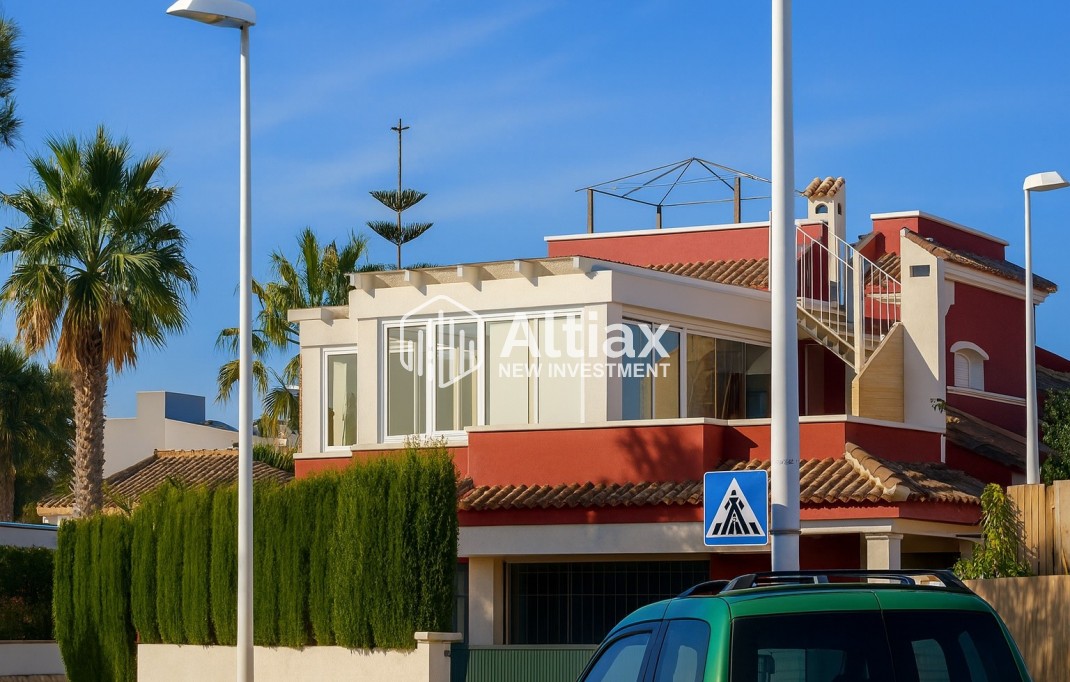 Segunda mano - Adosado -
Santa Pola
