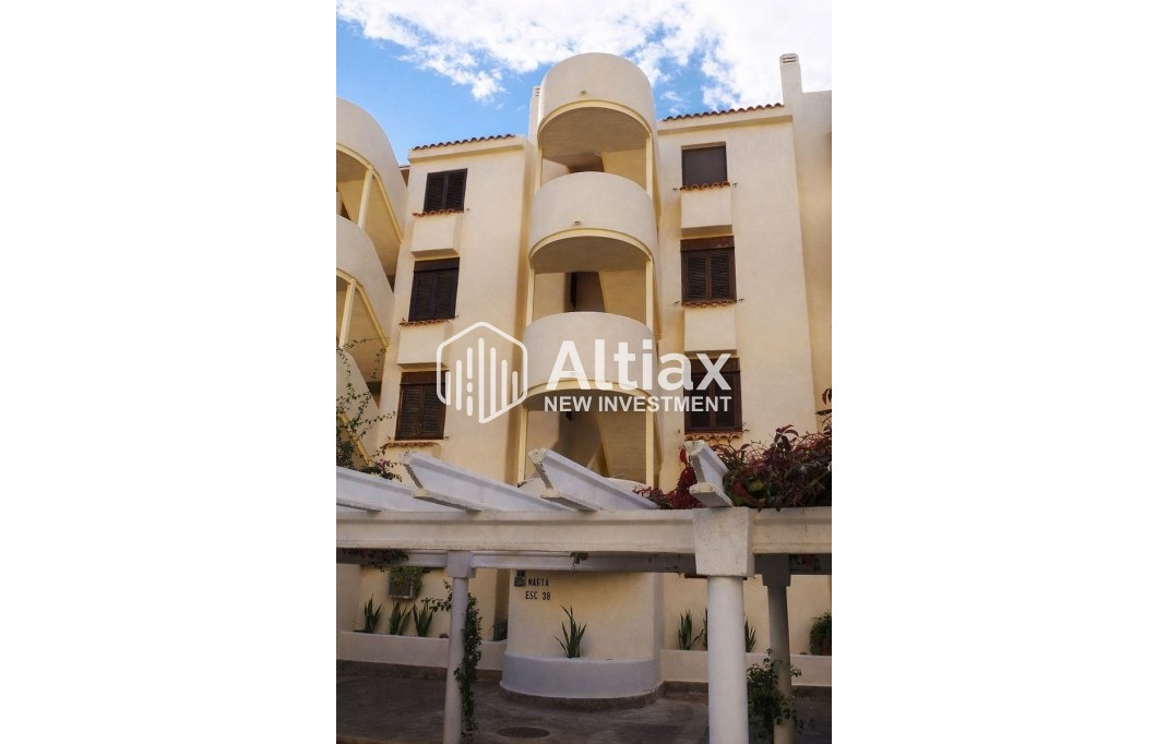 Resale - Apartment / flat -
Denia - Dénia