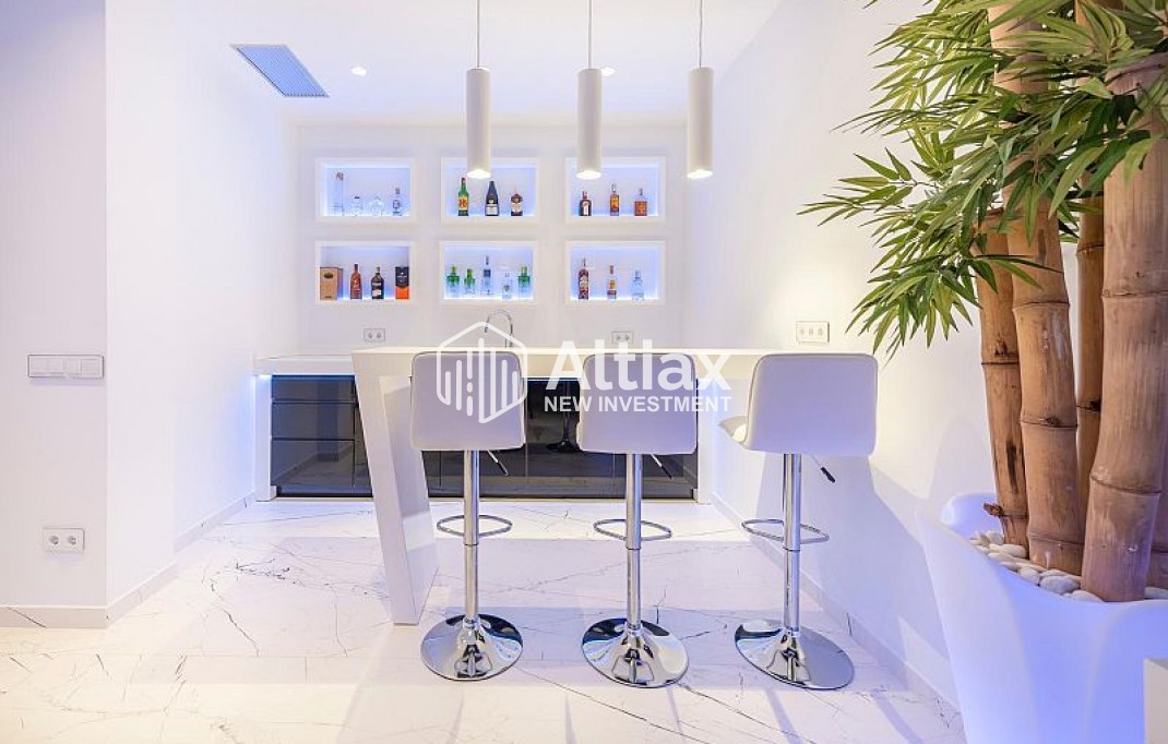 Nouvelle construction - villa -
Calpe