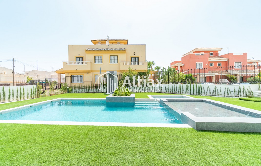 Nouvelle construction - low-bungalow -
Torrevieja