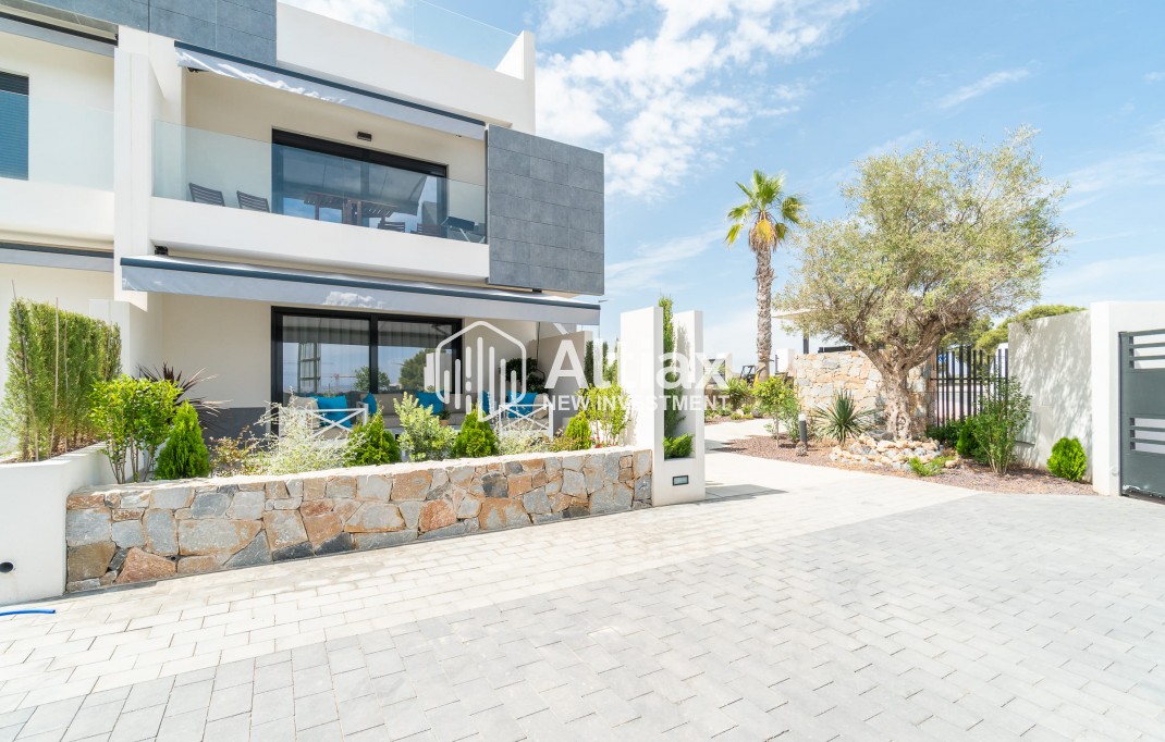 Nouvelle construction - low-bungalow -
Torrevieja