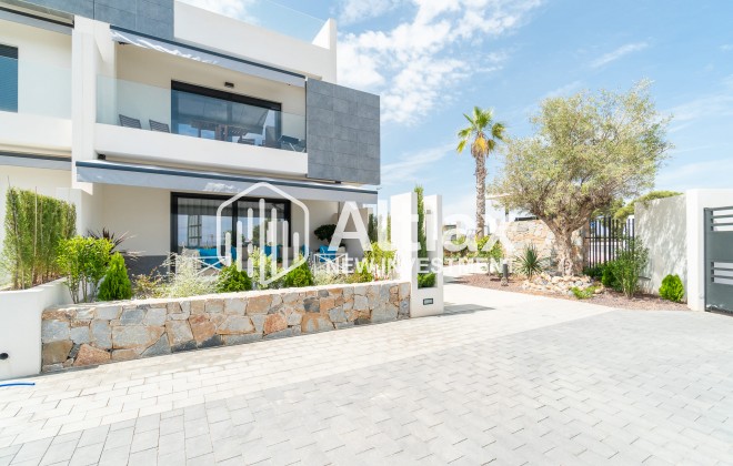 Nouvelle construction - low-bungalow -
Torrevieja