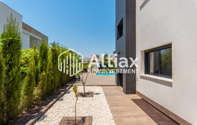 New Build - detached -
Playa Paraiso