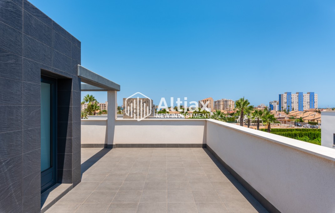 New Build - detached -
Playa Paraiso