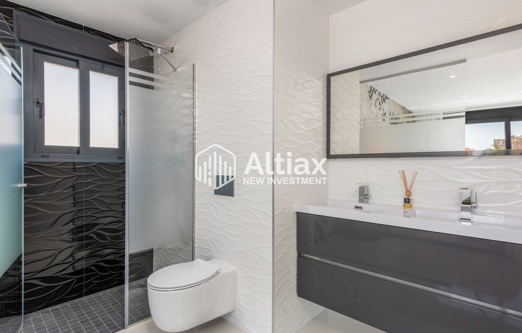 New Build - detached -
Playa Paraiso