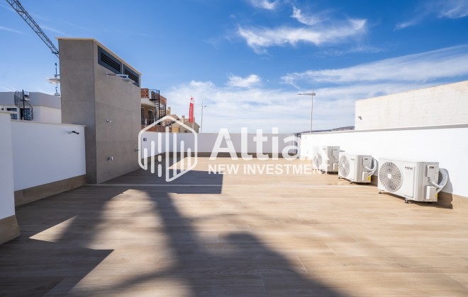 New Build - semi-detached -
Algorfa