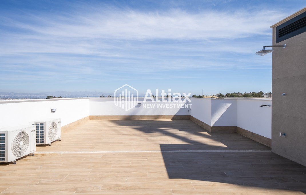 New Build - semi-detached -
Algorfa
