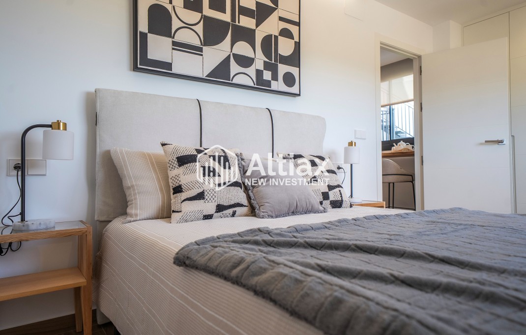 New Build - semi-detached -
Algorfa