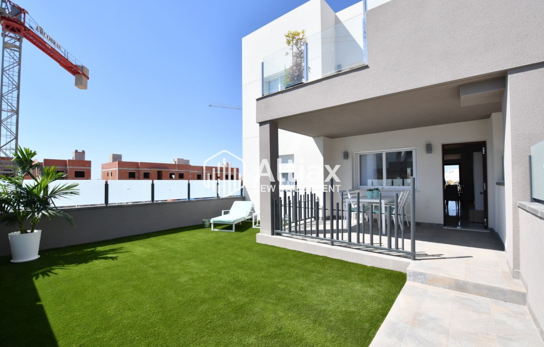 New Build - low-bungalow -
San Miguel de Salinas